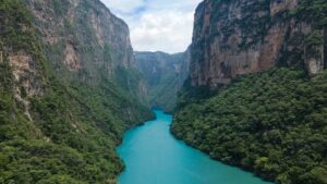 The Enchanting Sumidero Canyon: A Geological Marvel
